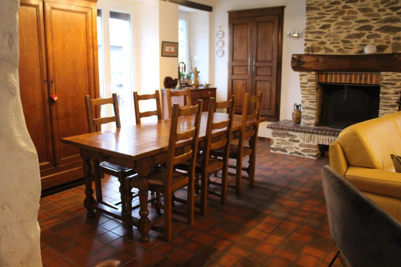 La Demeure De Cathy Bed & Breakfast Saint-Lo Exterior photo